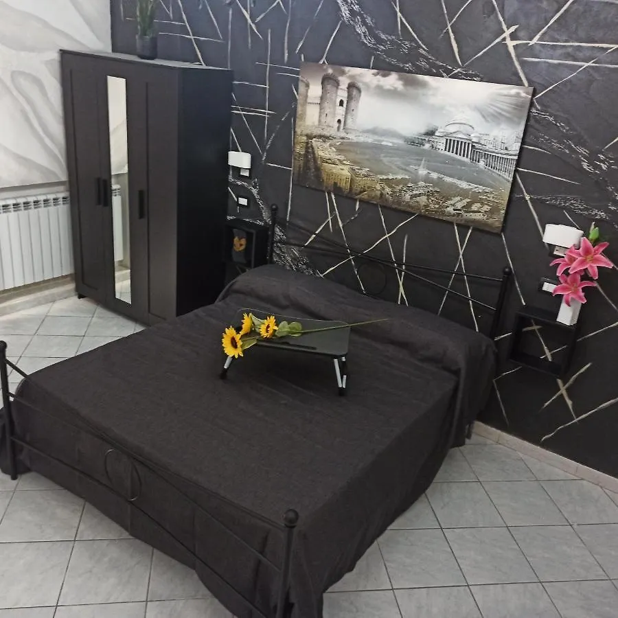 In The Center Rooms ナポリ ゲストハウス